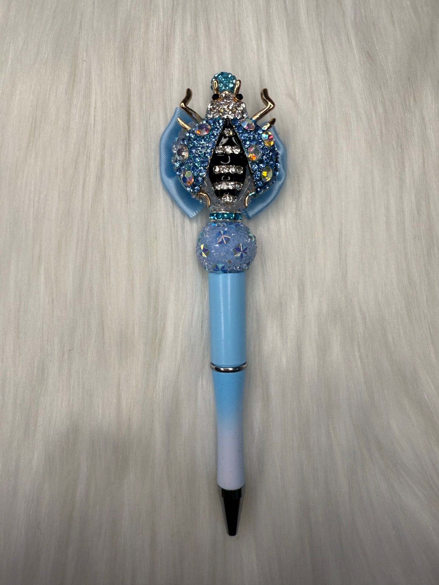 Beaded pen(blue ladybug)